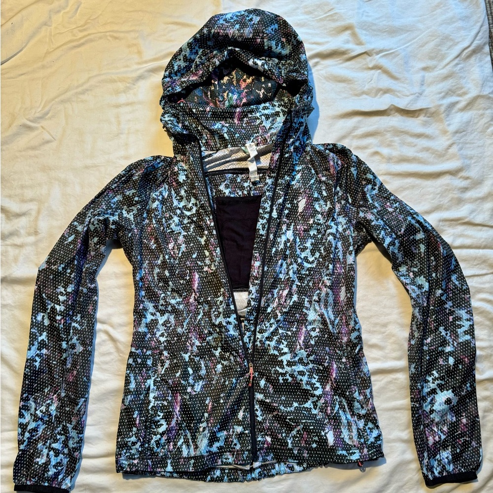 lululemon athletica Women's Multicolor lightweight packable running jacket